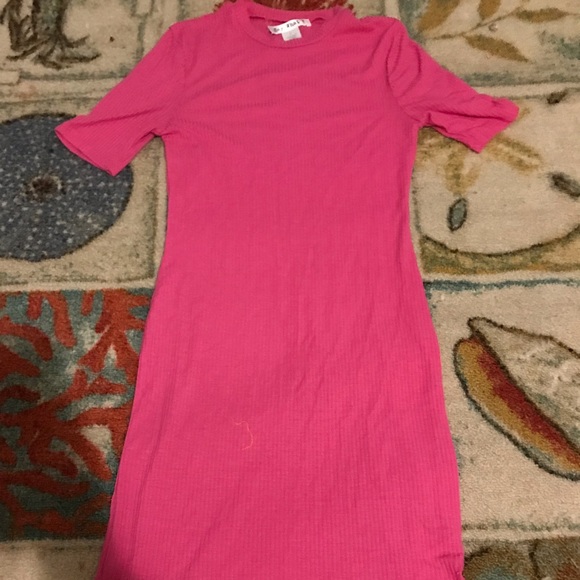 Pink body con dress - Picture 1 of 2